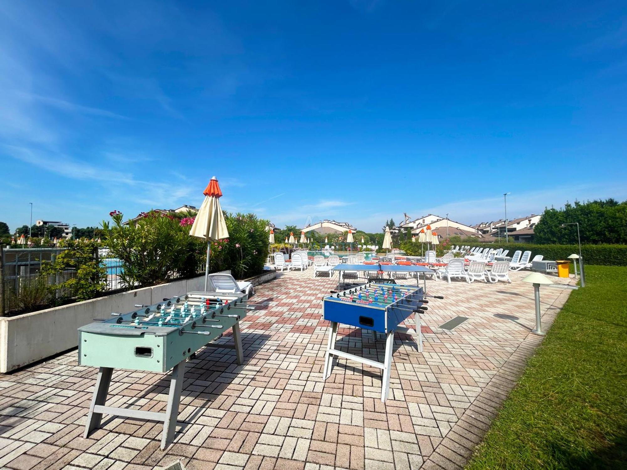Perla Apartment - 3 Piscine E Un Bar - Desenzano Desenzano del Garda Extérieur photo